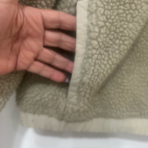 Patagonia Tan Fleece Hoodie - Picture 8 of 10